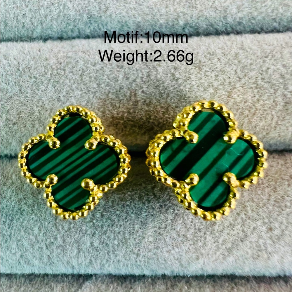 ‼️Sale‼️Real 18K Dubai Gold Green Malachite 🍀 Stud earrings - Picture 1 of 3